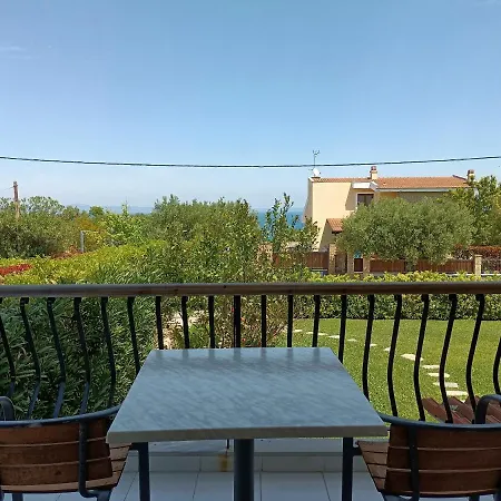 Apartament Marios Garden House Afytos Zewnętrze zdjęcie