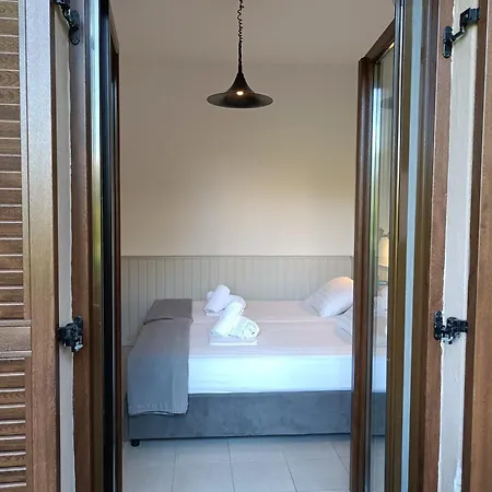 Apartament Marios Garden House Afytos Pokój zdjęcie