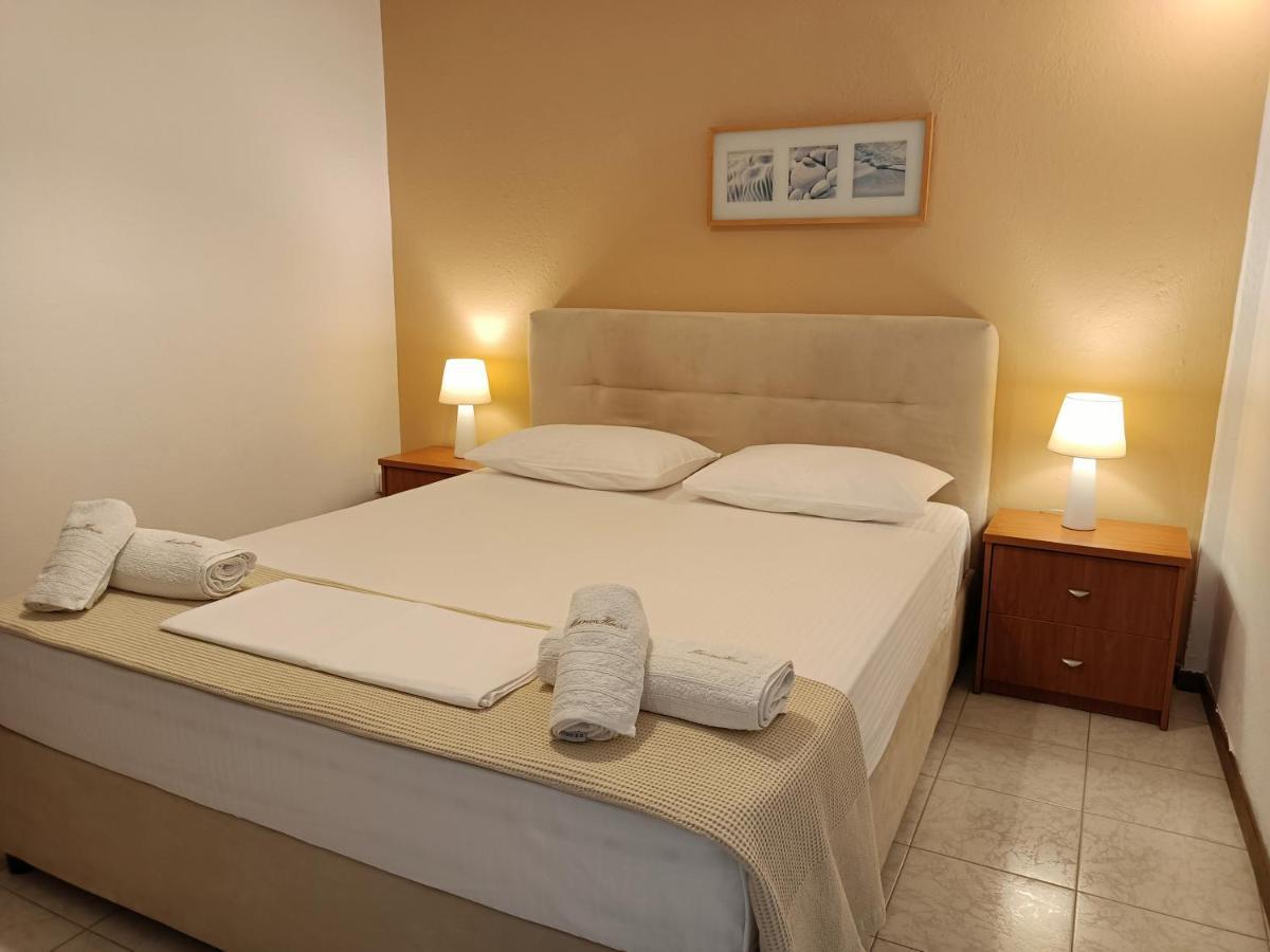 Marios Garden House Apartament *