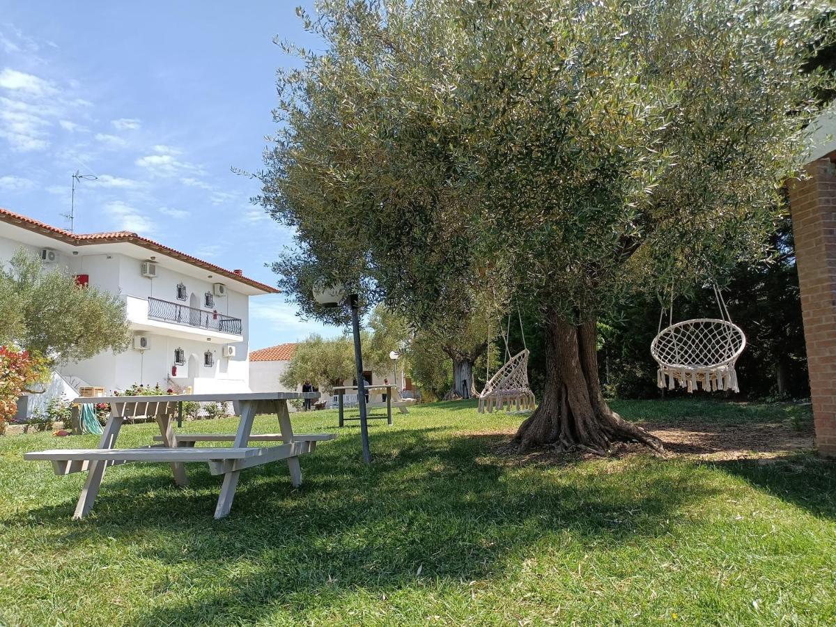 Marios Garden House Apartament