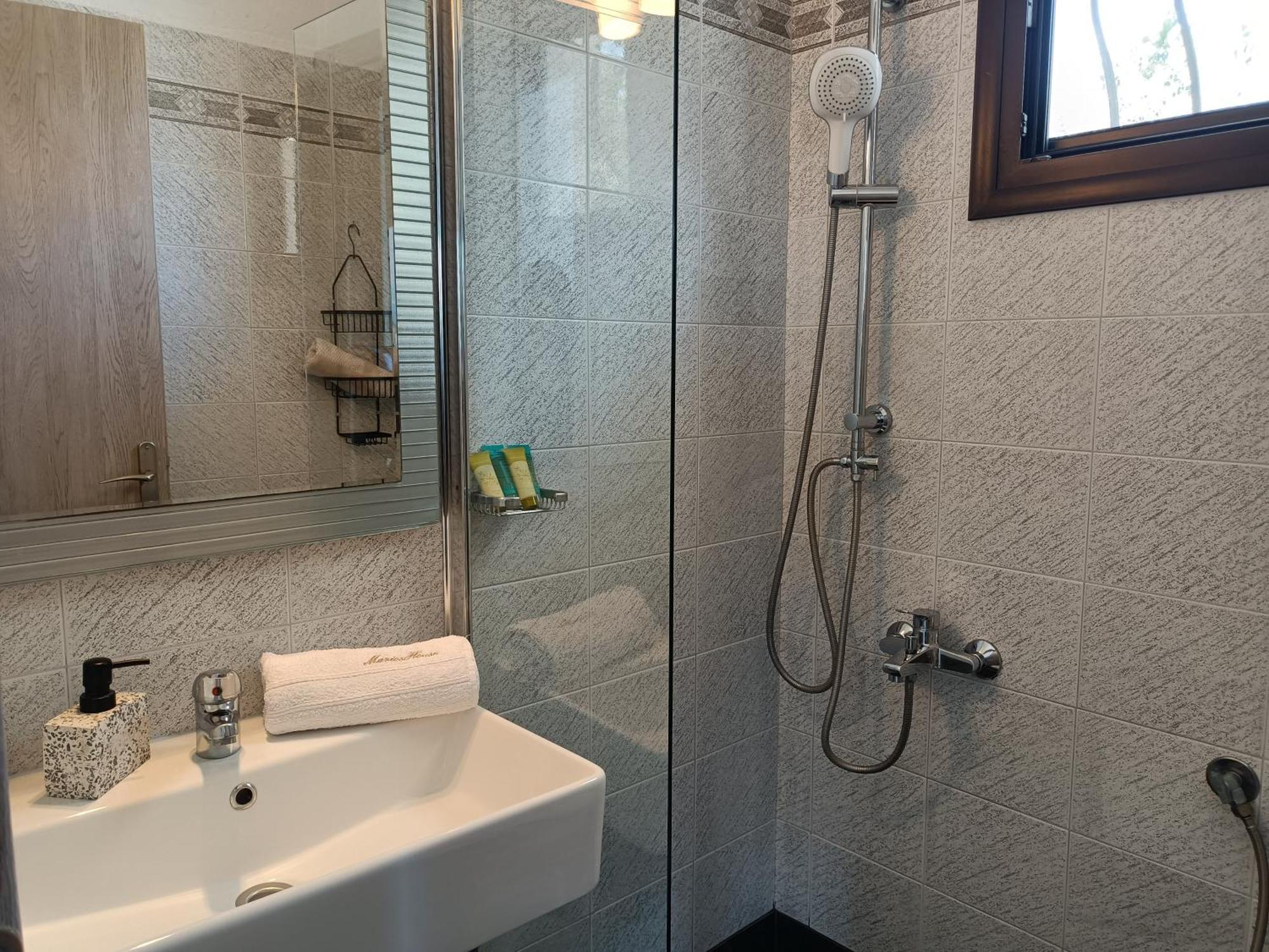 Apartament Marios Garden House Afytos